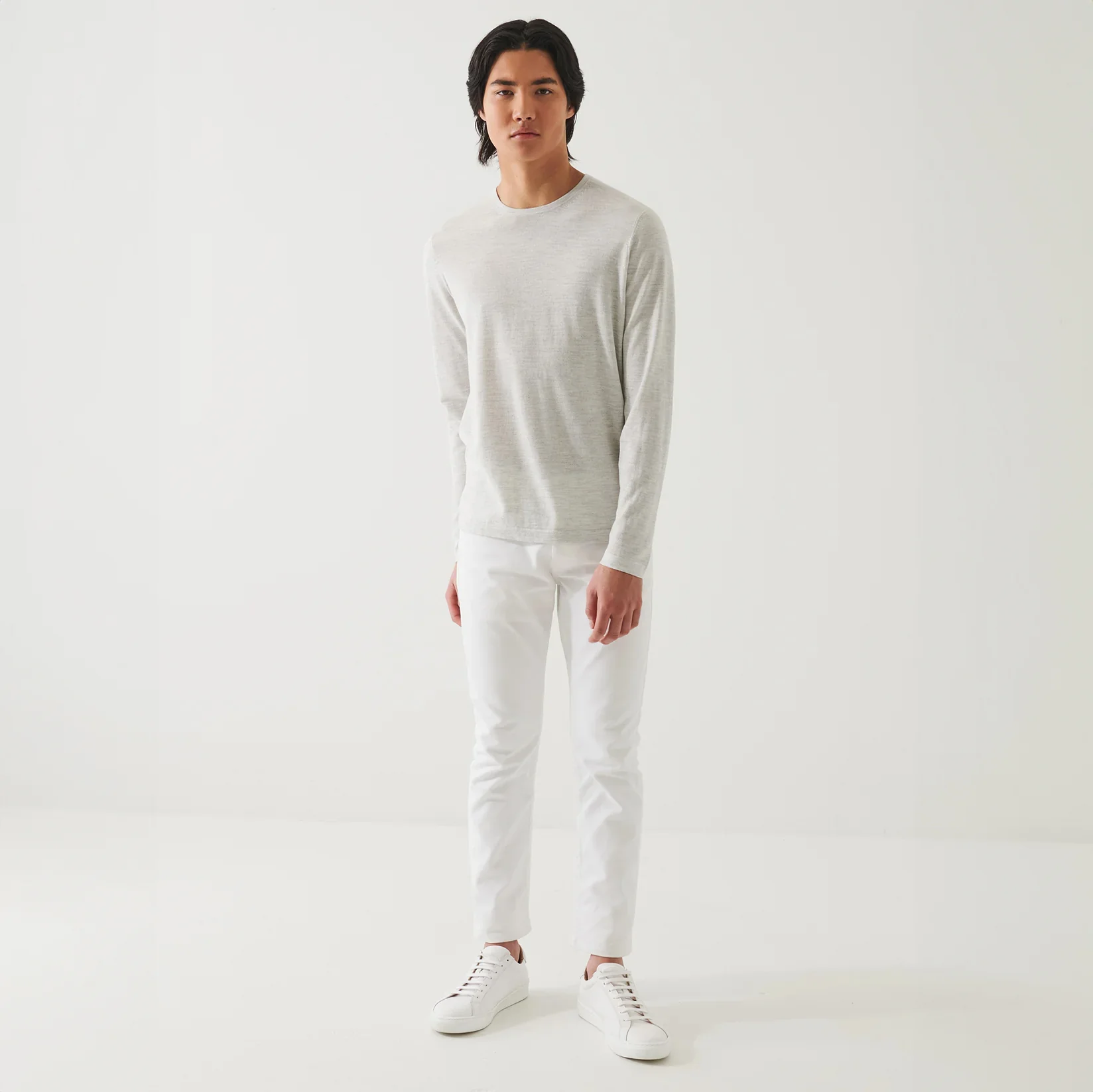 Drizzle Pale Gray Cupro-Merino Crewneck Sweater - Patrick Assaraf - Image 3
