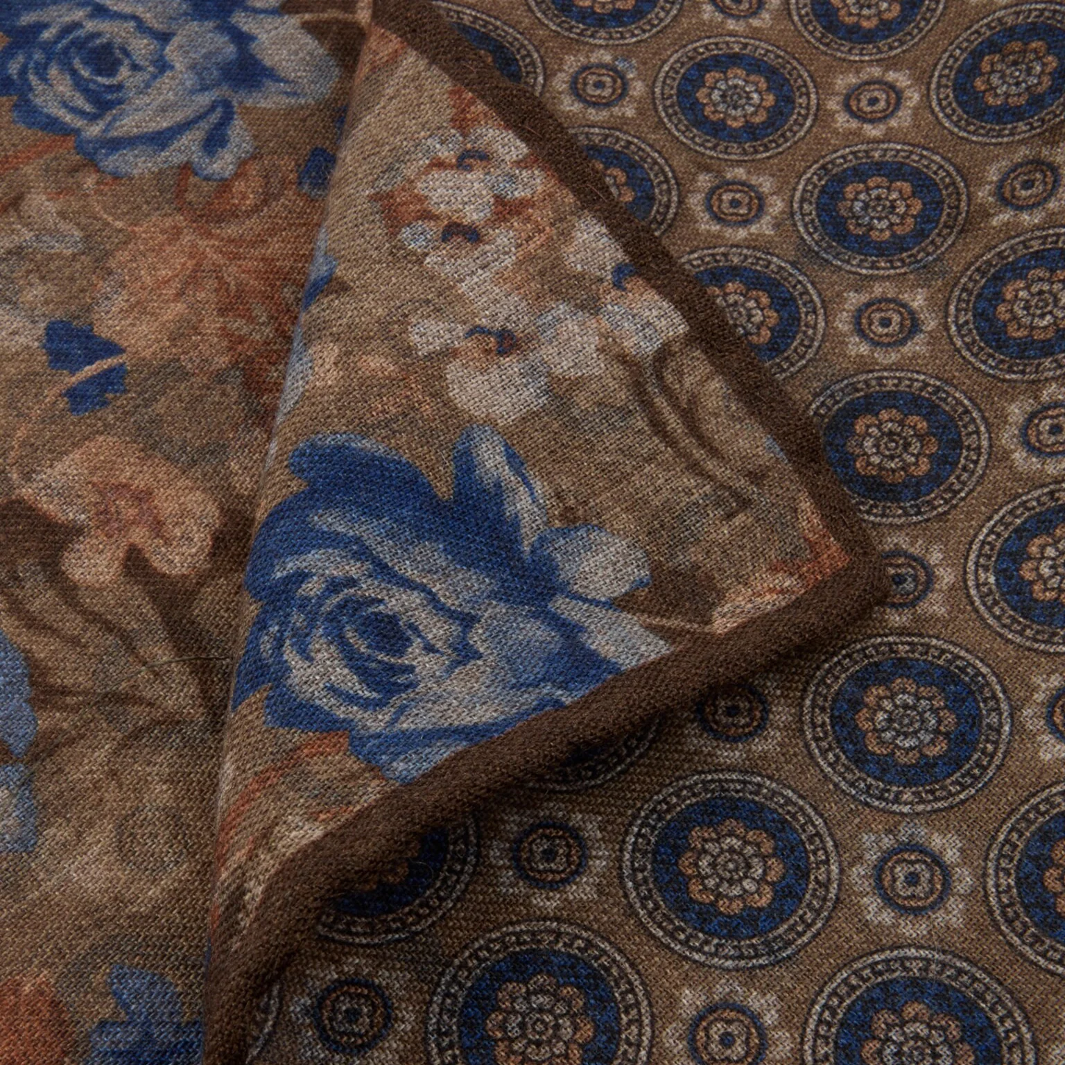 Light Brown Patterned Wool Hankie - Stenströms - Image 4