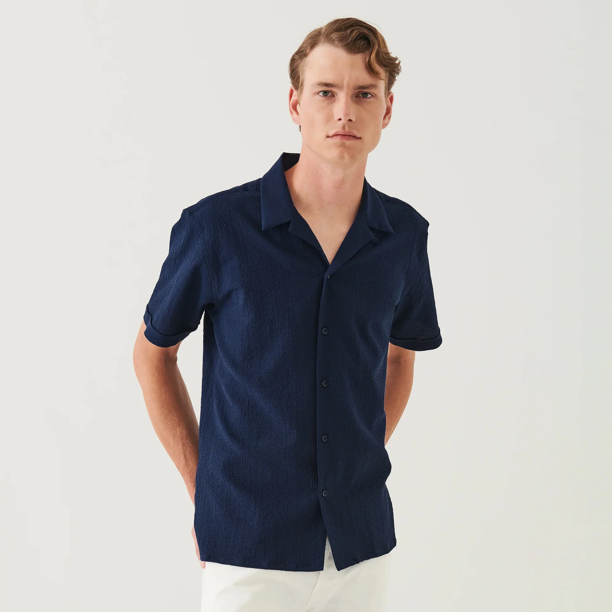Navy Seersucker Textured Cotton-Stretch Resort Shirt - Patrick Assaraf - Image 2