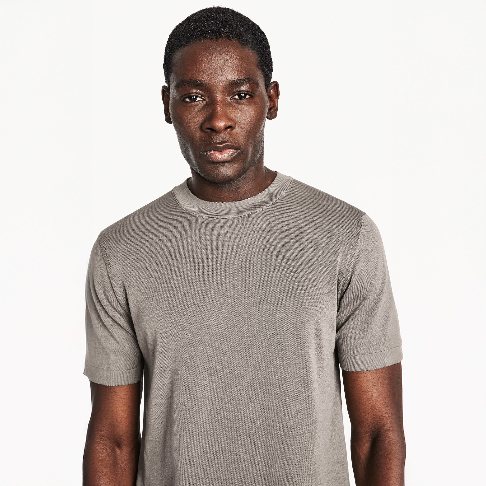 Pearl Cotton Silk Knit Short Sleeve Wellington Crewneck - Jack Victor - Image 2
